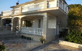 Apartments Ivica Lupic